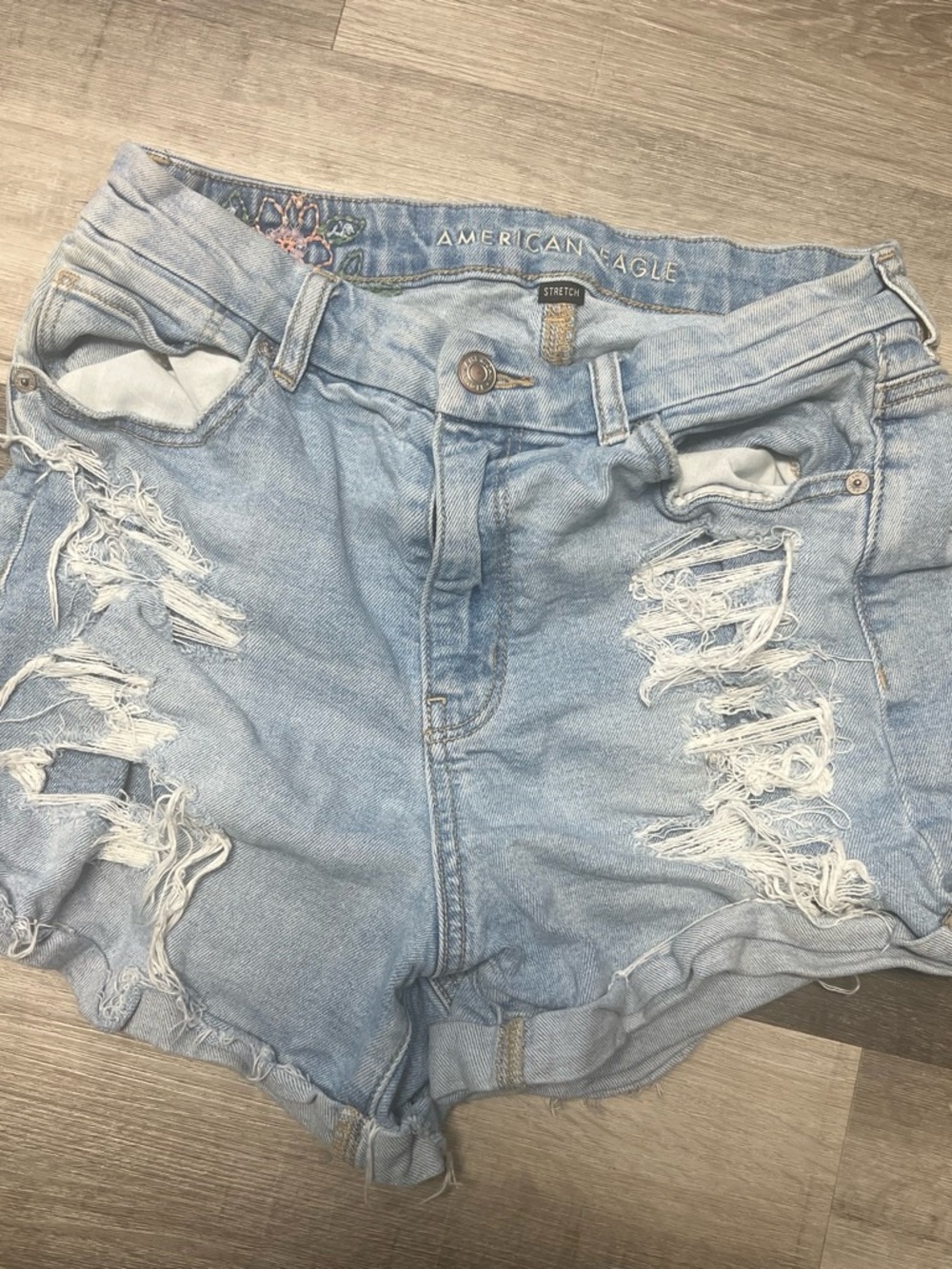 American Eagle Outfitters Distressed Denim Shorts Embroidered flowers